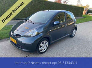 Toyota Aygo 1.0-12V + Airco Nieuwe Apk