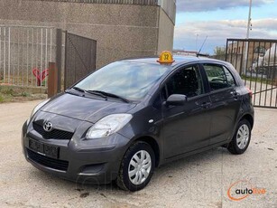 Toyota Yaris 1.0i VVT-i Eco