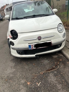 Fiat 500 accidenté