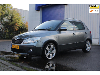 Skoda Fabia 1.2 TSI Scout / Airco / Cruis Control / Elec ramen / Parkeer sensoren