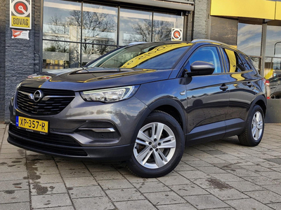 Opel Grandland X 1.2 Turbo Business + | Parkeer Camera + Sensoren | Half Leder | Climate Control | Navi | Tel | Carplay |