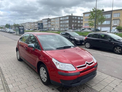 Citroen C4 1.4i Benzine 5-Deurs 100.000km's met carpass