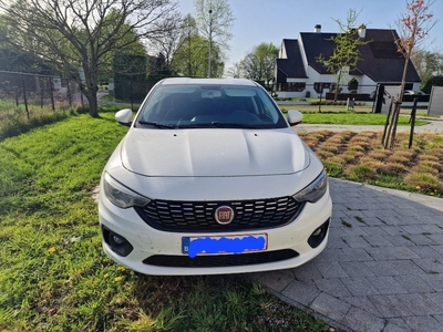 Fiat tipo 2021