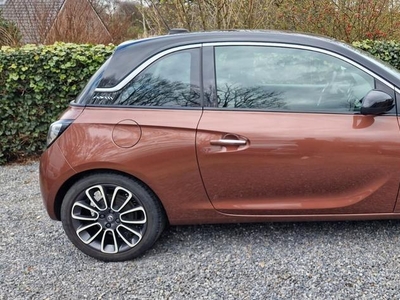 Opel adam 1.0 benzine bj 2018 met schade