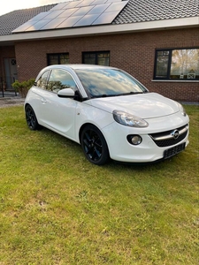 Opel adam *1.4 Benzine*