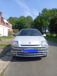 Renault Clio / 120.000 km