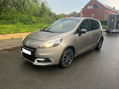 Renault Scenic 1.2 tce 109000 km 02/2013 euro5