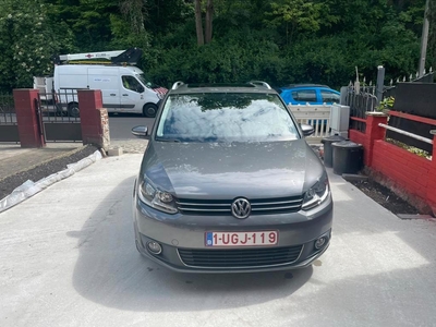 VW TOURAN 1.6 TDI