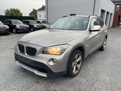 BMW X1 2.0 d * TOIT PANO + GPS * (bj 2012)