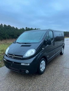 Opel vivaro 2.5