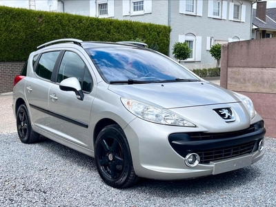 Peugeot 207sw Break 66kw 1.6 HDi Diesel 2008 Cruise Control