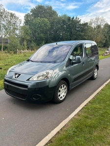 Peugeot Partner 3 zitplaatsen Blanco Gekeurd!