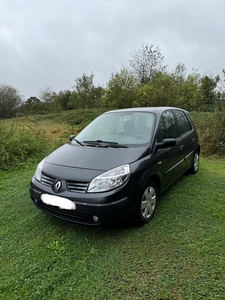 Renault Mégane scenic prêté à immatriculé