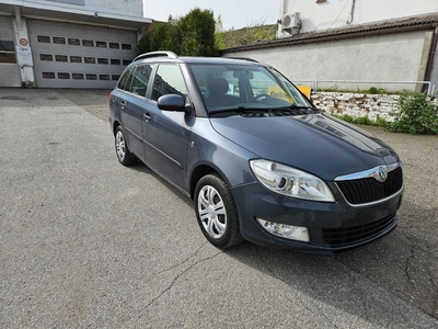 Skoda fabia 1.2tdi 2012 clim euro5 tb.état roule impeccable