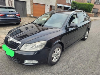 Skoda Octavia 2010 euro5 1.6 Tdi avec 220.000km