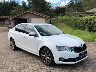 Skoda Octavia 2017 1.0i 260.000km sedan / automaat ! Eur6