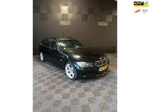 BMW 3-serie Touring 325d High Executive | Pano | Xenon | M-Sport |