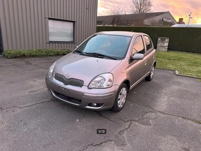 Toyota Yaris Bj..2004.1.3 benzine/98,000km Automatiek