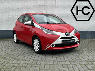 Toyota Aygo 1.0 VVT-i x-play 5-Deurs Airco Navi Bluetooth