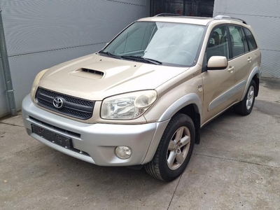 Toyota Rav 4 D4D, 4x4, 2005, Clim auto, Gps impeccable.