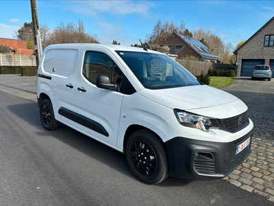 Peugeot partner 2020 bestelwagen