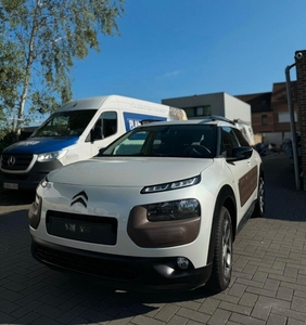 Citroen c4 cactus in perfecte staat van 2015 met 148dkms