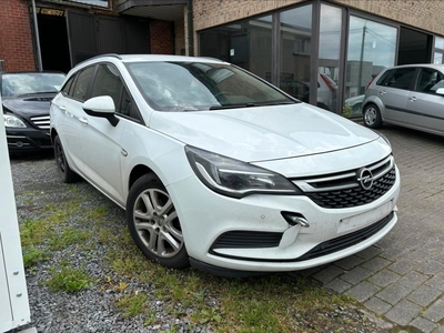 Opel Astra 1.6 Cdti / Bj 10.2016 / Km 144.000 / Motor schade