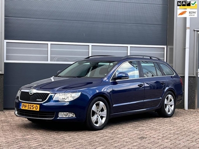 Skoda Superb Combi 1.6 TDI Greenline Active Business bj.2013