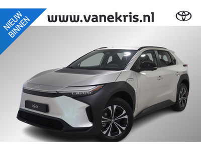 Toyota bZ4X Dynamic 71 kWh, Apple carplay / Android auto, BSM, 360 graden camera, Stoel- en stoel verwarming!