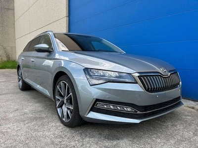 Skoda Superb 1.4TSI Plug In Hybrid iV Ambition - Carplay -