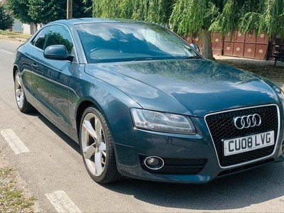 Audi A5 coupé 2.7 190 CH voitur anglais