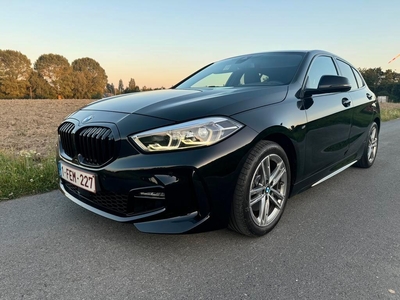 BMW 116i “ M-Pakket “ Led , PDC ,GPS, Zetelverw, carplay…