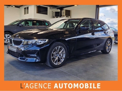 BMW 3 Serie 330 Touring 330iA - Garantie 12M 24M 36M