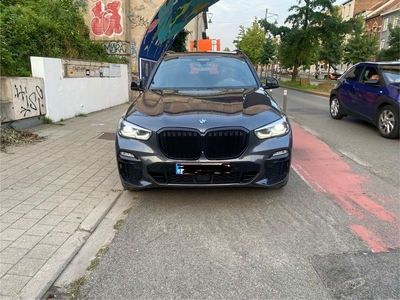 BMW X5 30d X Drive 265 pk jaar 2020 150k km