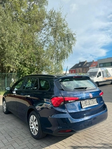 Fiat tipo 1.4benzine van 2017 met maar 83dkms gekeurd