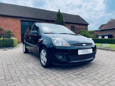 Ford Fiesta 1.3 Benzine * Airco * Garantie * 5 Deurs *