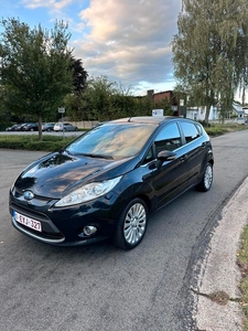 Ford fiesta 1.6 tdci start en rijdt goed titanium airco