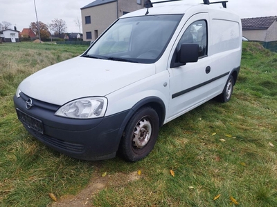 Opel Combo 1,3cdti Airco