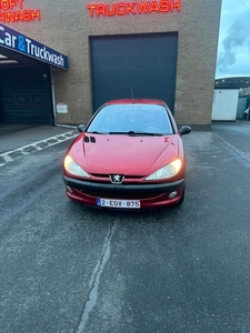 Peugeot 206, Benzine1,6 automaat met airco