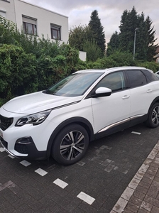 Peugeot 3008 1.2 essence 96kw euro 6b. star stop....