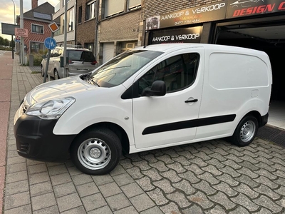 Peugeot Partner 1.6 Benzine 51000km 3-zits airconditioning*C