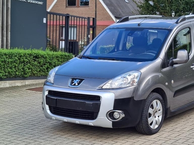 Peugeot Partner 1.6HDI 68Kw 92PK Euro 5 OUTDOOR Jaar 2012,