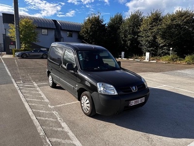 Peugeot Partner 2007 1.6 HDI (licht defect)