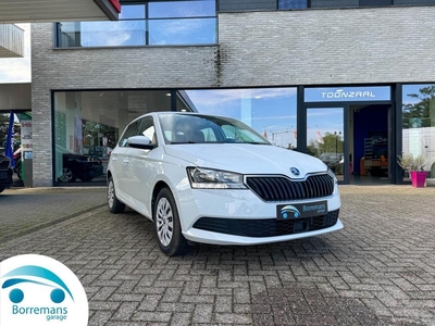 Skoda Fabia 1.0i Ambition NAVI/BLEUTOOTH/PARKEERSENSOREN/..