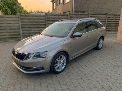 Skoda Octavia Break 1.6 CRTDI 115pk 08-2017 109dkm LED-Leder