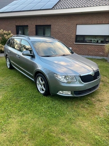 Skoda superb*1.6diesel*Airco*Navi*