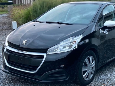 SUPER NETTE peugeot 208 2019 model benzine