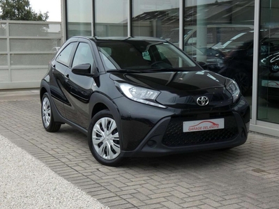 Toyota Aygo X 1.0i benzine X-play +Carplay +Parkeercamera