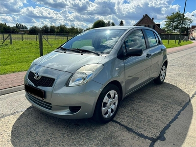 Toyota Yaris 1.3 VVT-i 1 eigenaar