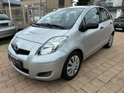 Toyota Yaris 1300 cc van 2009